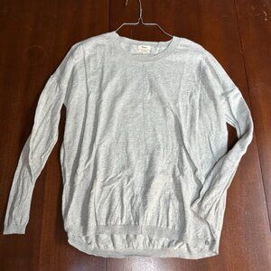 Yerse Fine Cotton Gray Lightweight Knit Sweater Metallic Trim Hi-Low Top Medium